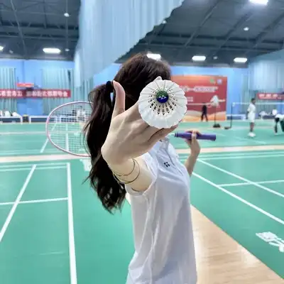 毛梓娜